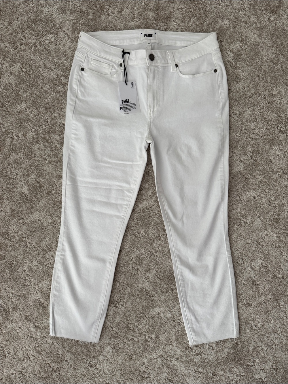 PAIGE Kylie crop Straight jeans in white
